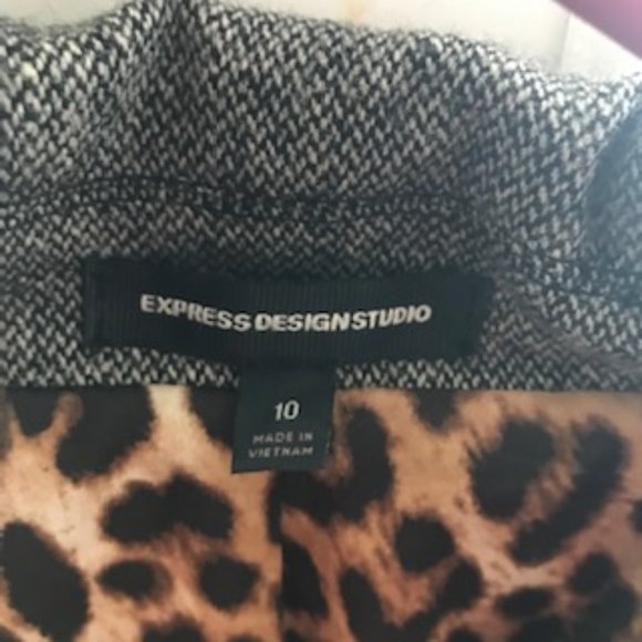 Jacket - Picture 4 of 4